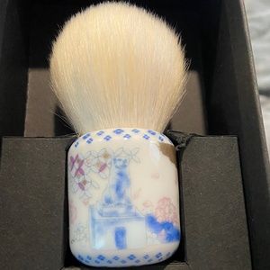 The Hachiko Kabuki Brush- New